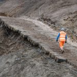 06.12.2018: Baupiste im steilen Abhang